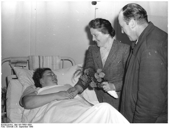 Delivery at the Rural Ambulatory Clinic in Bad Bibra (September 1960)